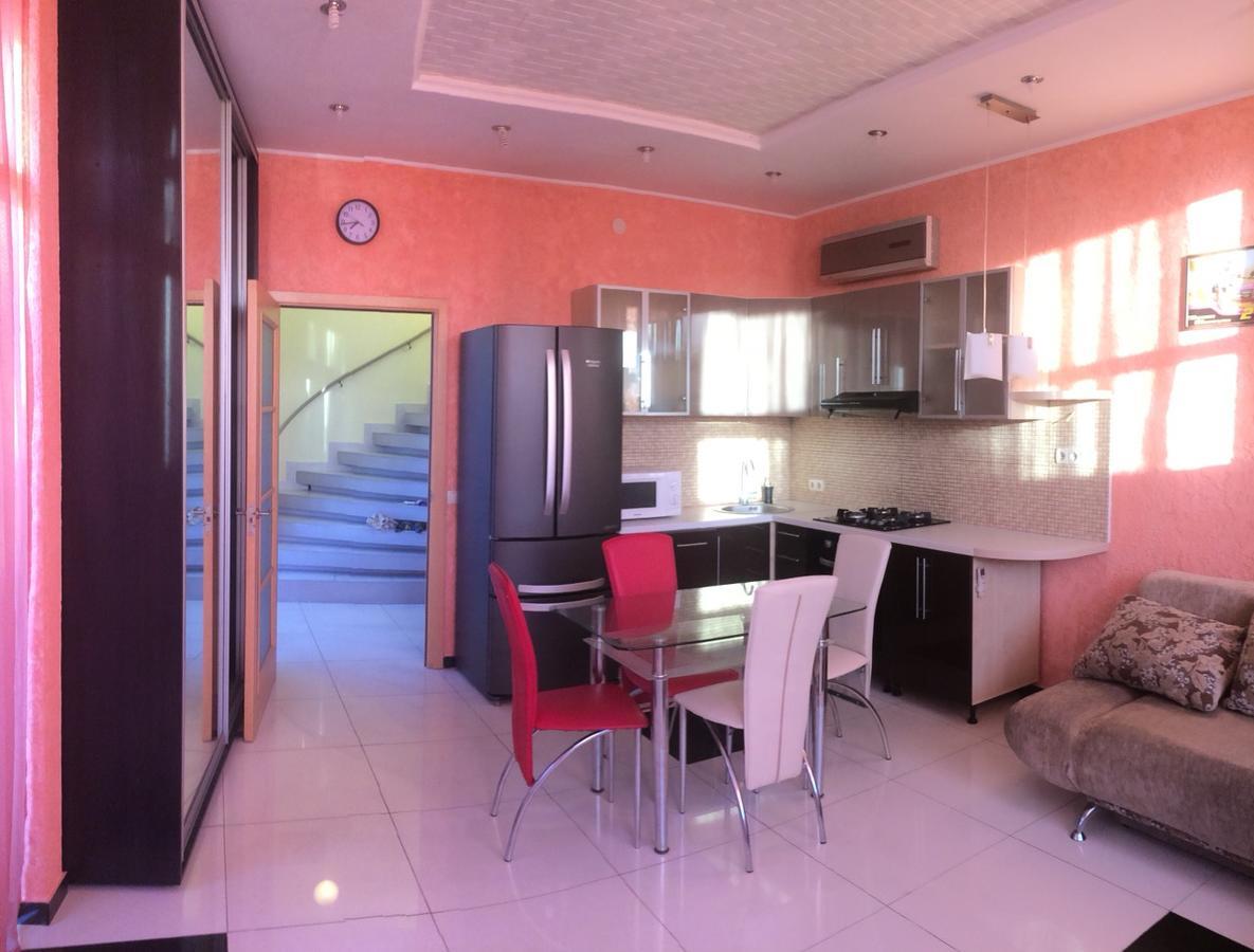 Тownhouse 84 Villa Petropavlovskaya Borshchagovka Bagian luar foto